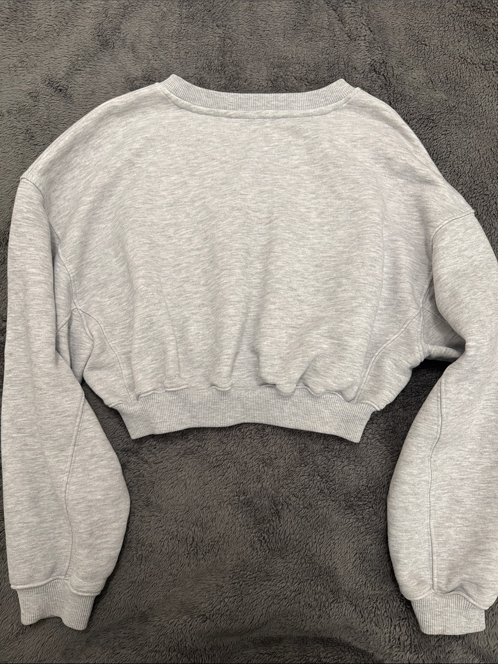 Oner Active Light Gray V-Neck Cropped Sweater - Picture 7 of 7